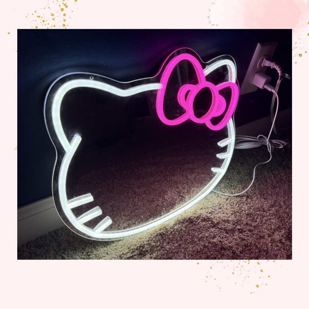 Hello Kitty‎ LED Neon Wall Mirror - NEW!!
